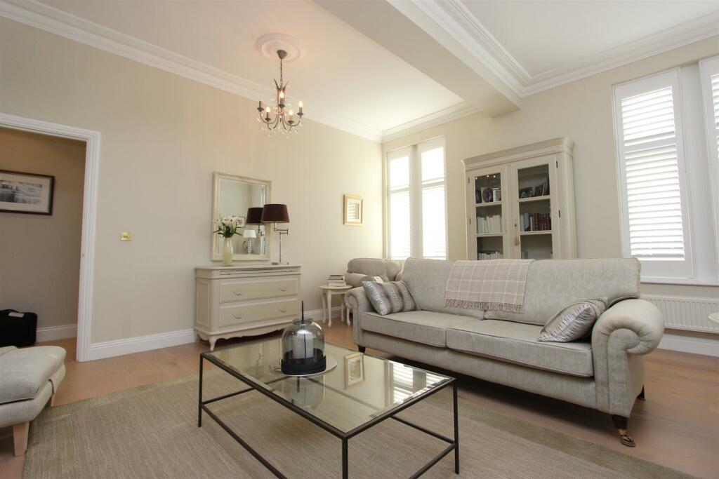 Additional image 11 of Upper Lodge Way, Coulsdon