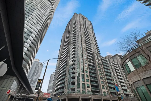 Additional image 26 of 19 Grand Trunk Cres Unit 707