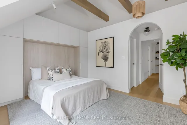 Additional image 23 of 768 Richmond St