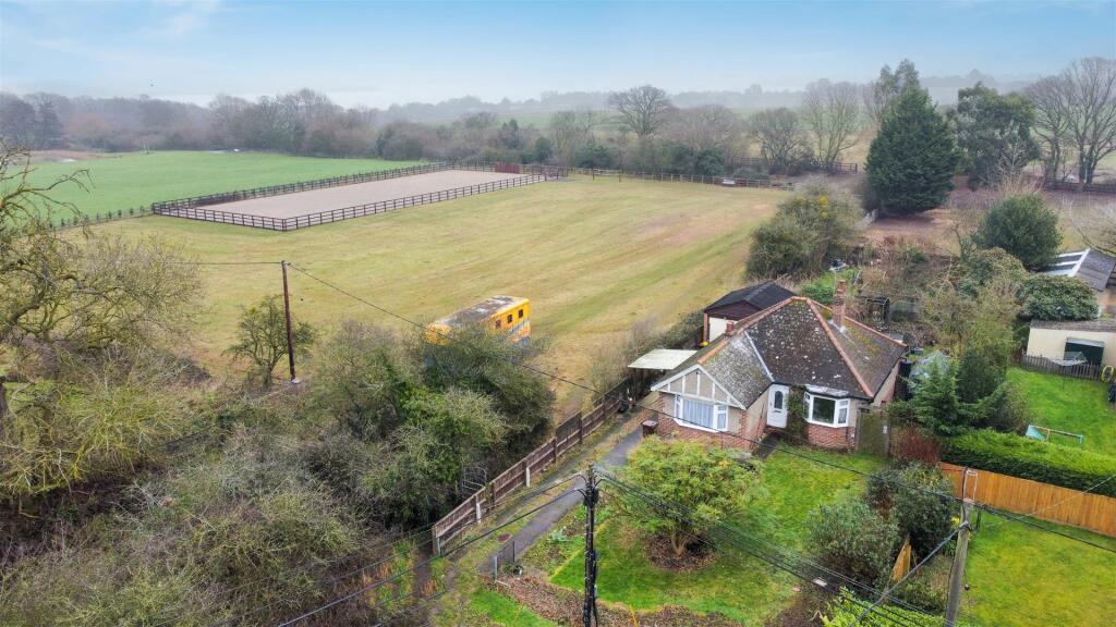 Additional image 20 of The Heath, Mistley