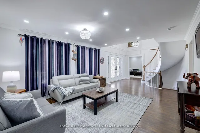 Additional image 7 of 14 Huttonville Dr