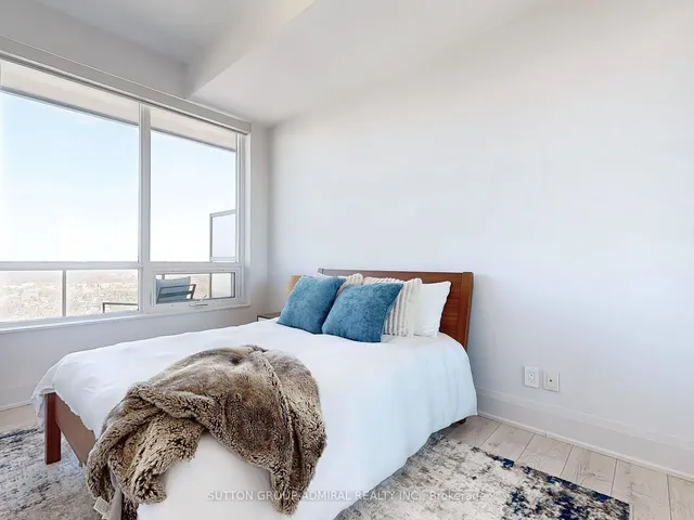 Additional image 24 of 36 Park Lawn Rd Unit 4205