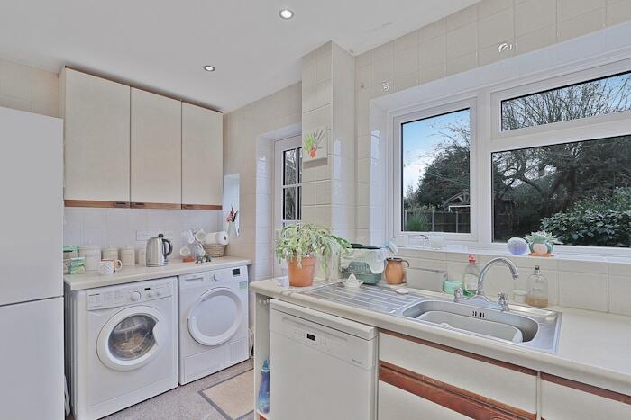 Additional image 10 of Longfields, Ongar, CM5