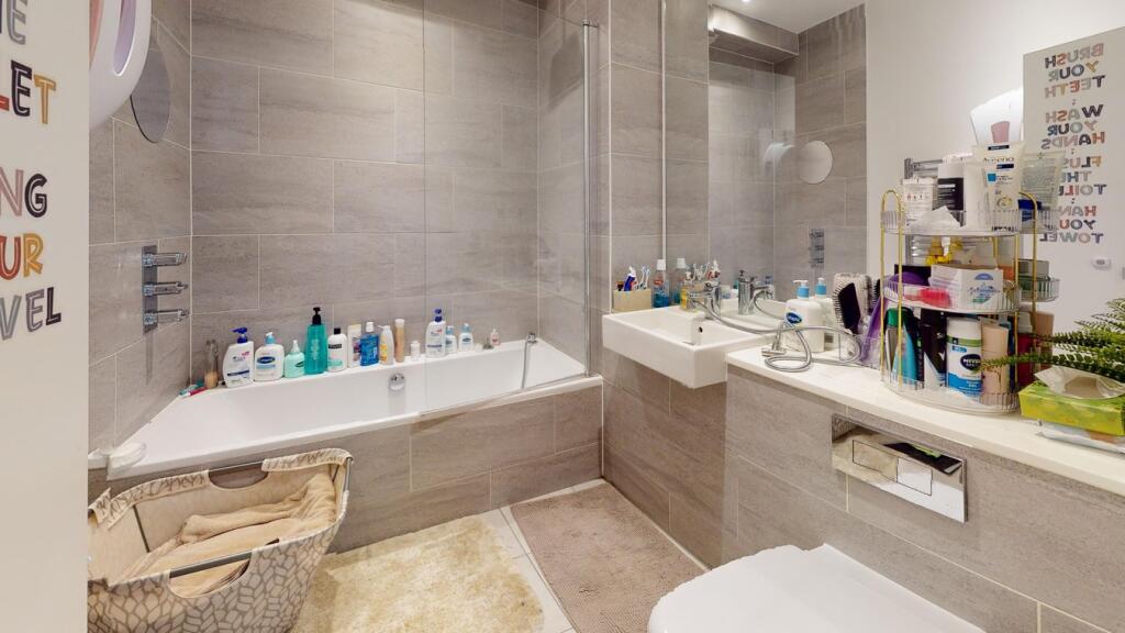 Additional image 19 of Cherry Orchard Road, Croydon, CR0