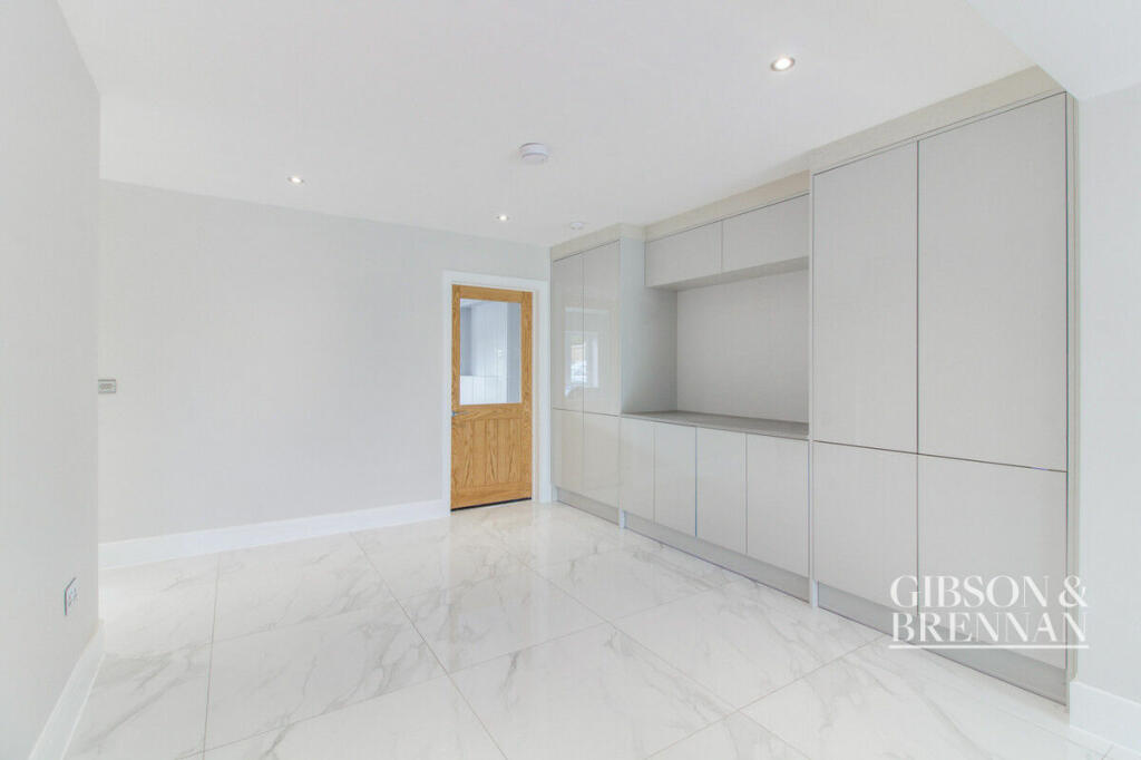 Additional image 11 of Noak Hill Road, Billericay, CM12