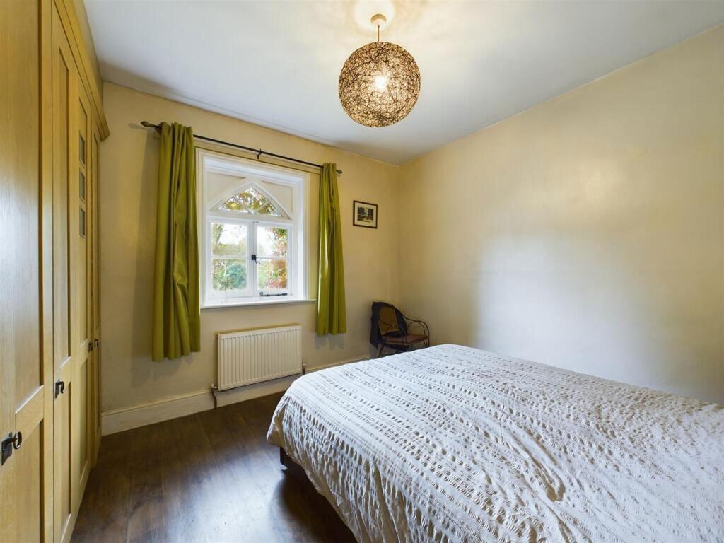 Additional image 23 of Coulsdon Road, Coulsdon, CR5 2LG