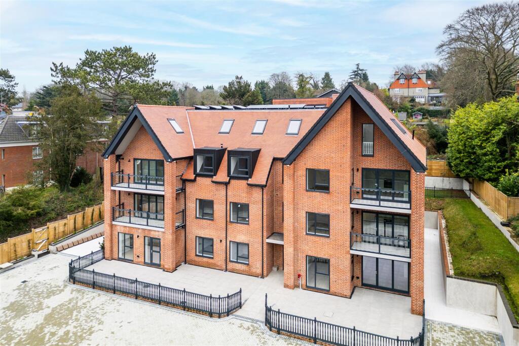 Additional image 13 of Sanderstead Road, South Croydon