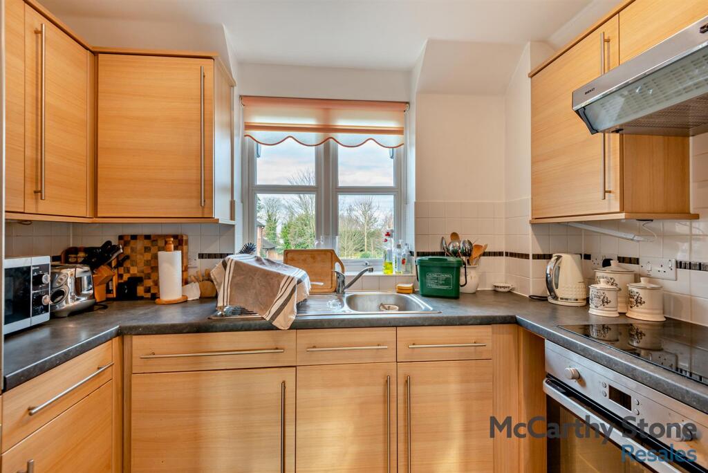 Additional image 5 of Stewart Court, High Street, Epping