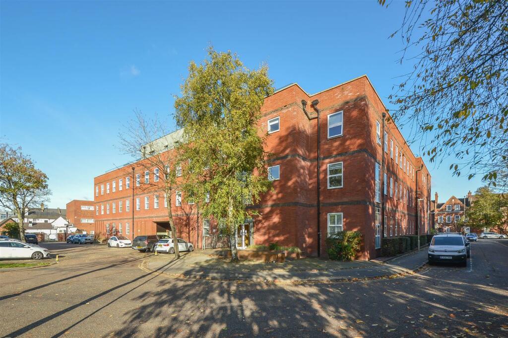 Additional image 14 of 8 Ingrave Road, Brentwood