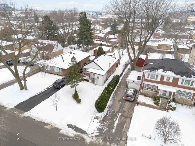 Additional image 38 of 74 Rosemount Dr
