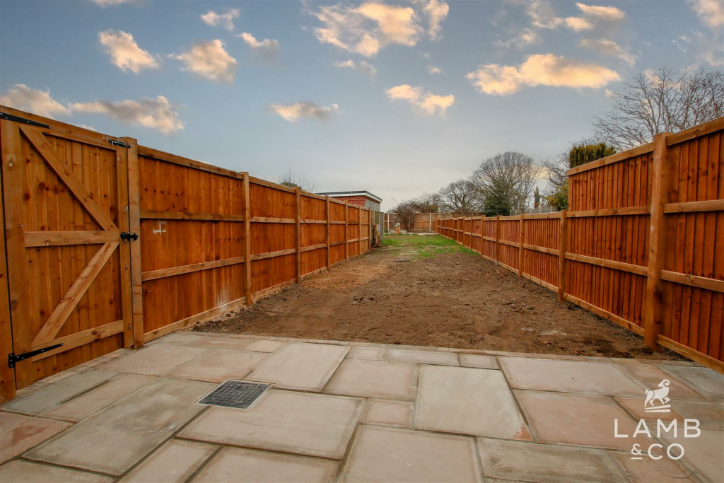 Additional image 12 of Rectory Road, Little Oakley, Harwich