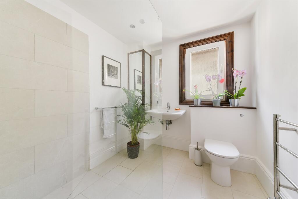 Additional image 18 of Dornton Road, South Croydon