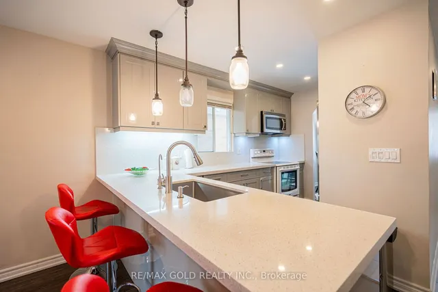 Additional image 9 of 4 Simmons Blvd