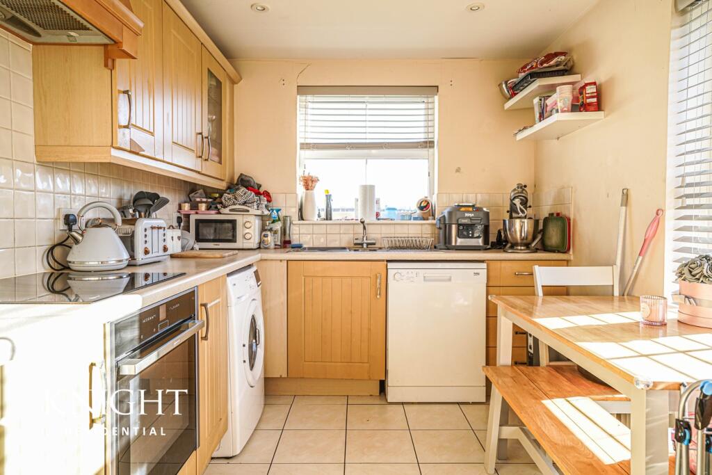 Additional image 6 of Robin Crescent, Stanway, Colchester, CO3