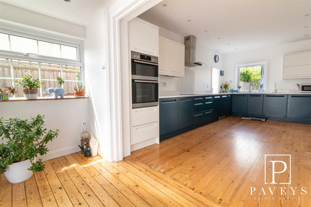 Additional image 12 of Glebe Way, Frinton-On-Sea