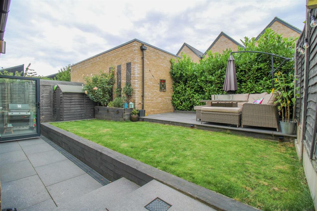 Additional image 25 of Barnsley Wood Rise, Newhall