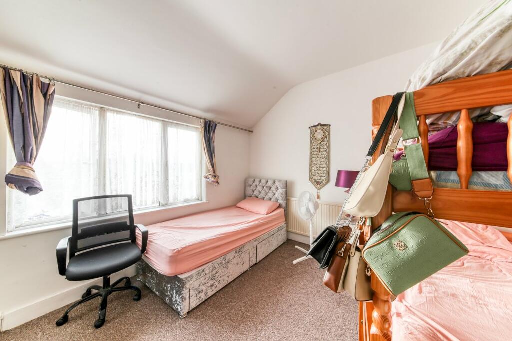 Additional image 8 of Wood Street, Mitcham, CR4