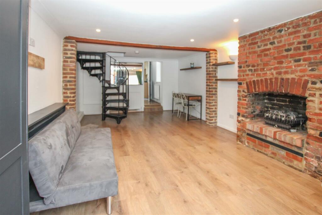 Additional image 2 of Cricketers Row, Herongate, Brentwood