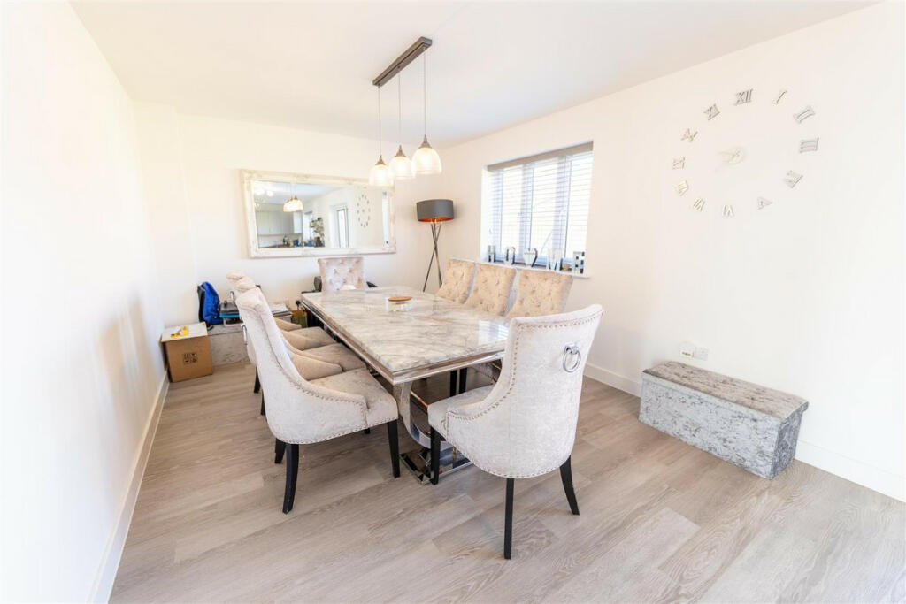 Additional image 6 of Wheatsheaf, Kirby Cross, CO13 0