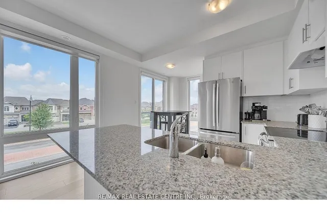 Additional image 14 of 70 Knotsberry Circ