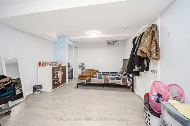 Additional image 25 of 72 Ridgefield Crt