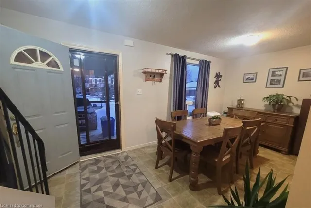 Additional image 13 of 42 Cedarhill Cres
