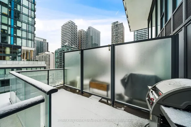 Additional image 36 of 185 Roehampton Ave Unit 702