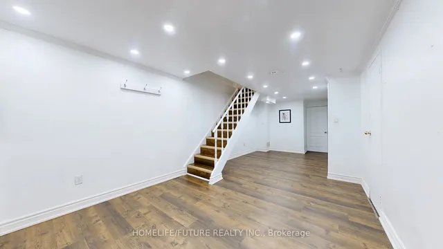 Additional image 35 of 16 Chad Cres