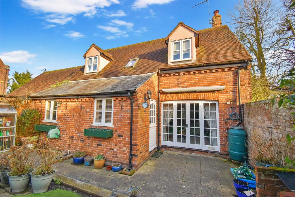 Additional image 13 of Copt Hill, Danbury