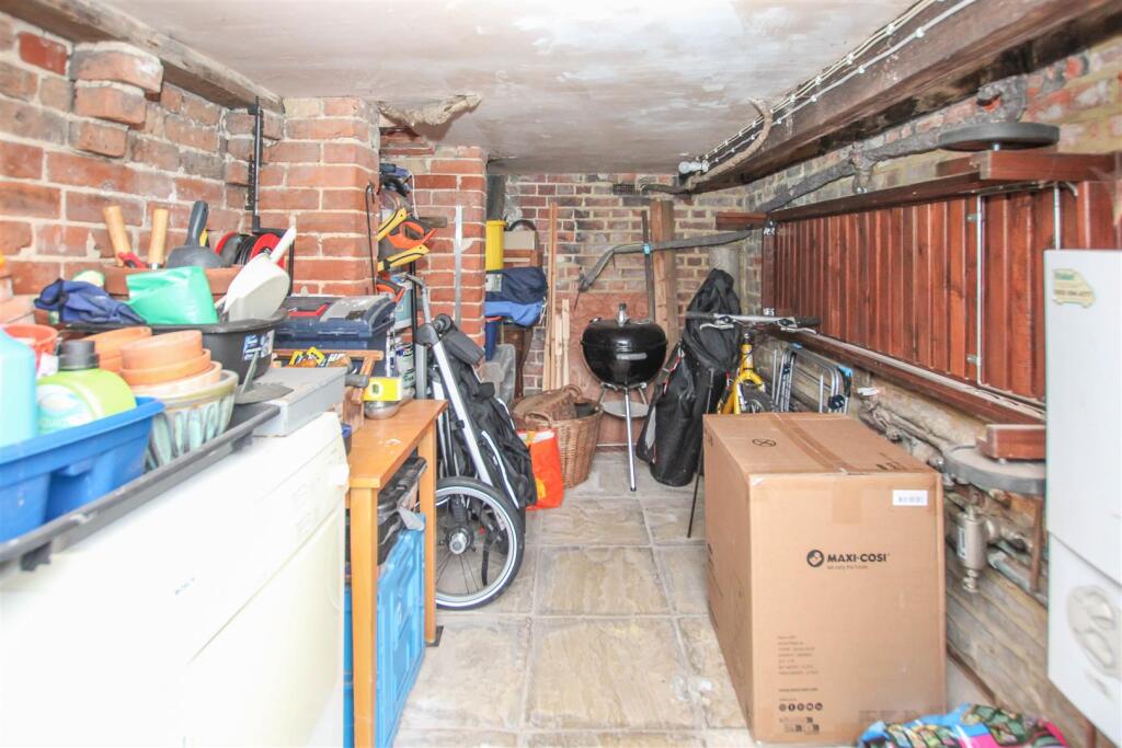 Additional image 9 of Victoria Road, Brentwood