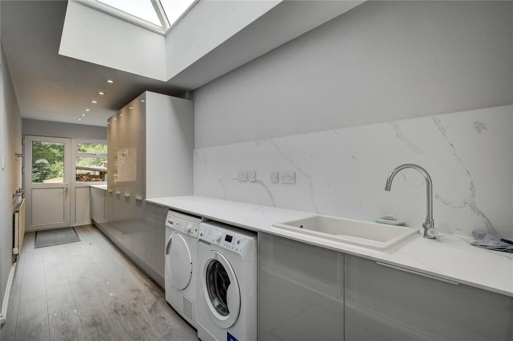 Additional image 22 of Paddock Chase, CM8