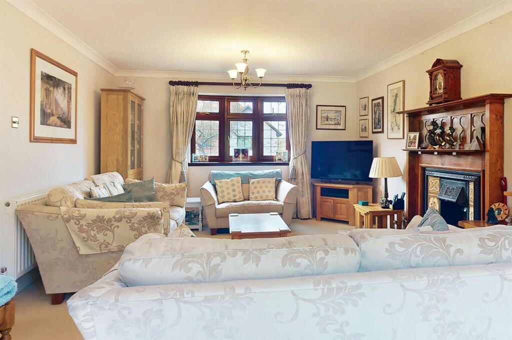 Additional image 31 of Robinsbridge Road, Coggeshall, Colchester