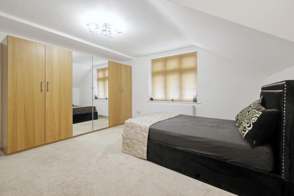 Additional image 6 of Ingrave Road, Brentwood