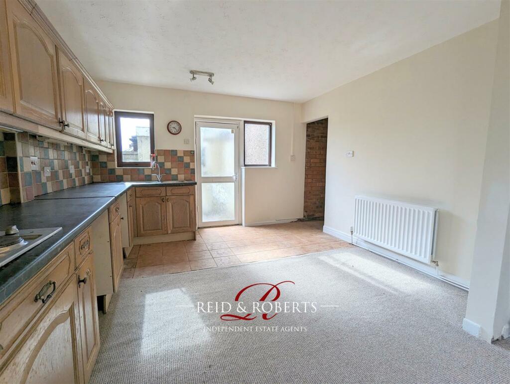 Additional image 4 of Y Gerddi, Mostyn