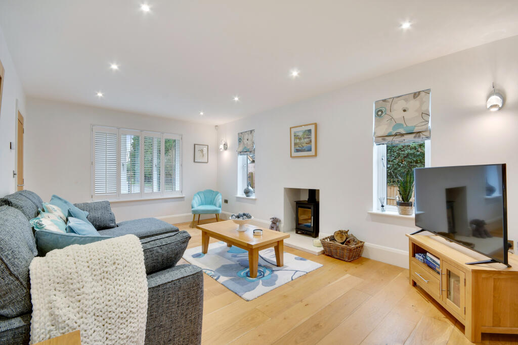 Additional image 12 of Back Road, Writtle