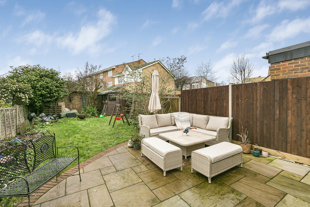 Additional image 17 of Dering Road, Croydon