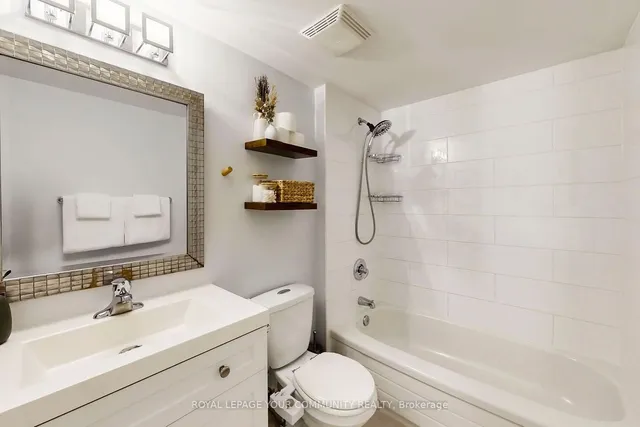 Additional image 15 of 35 Merton St Unit 1008