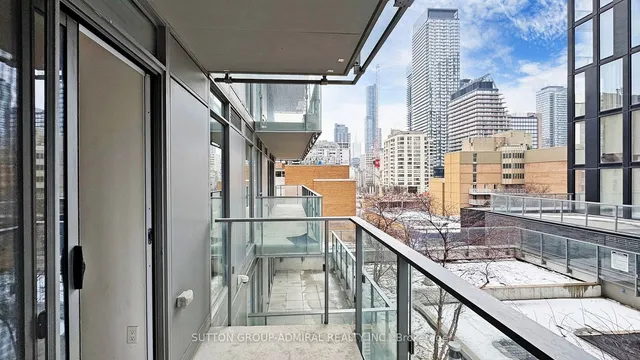 Additional image 18 of 50 Wellesley St Unit 711