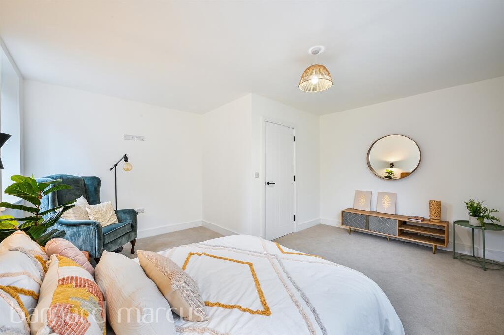 Additional image 12 of Bradmore Way, Coulsdon