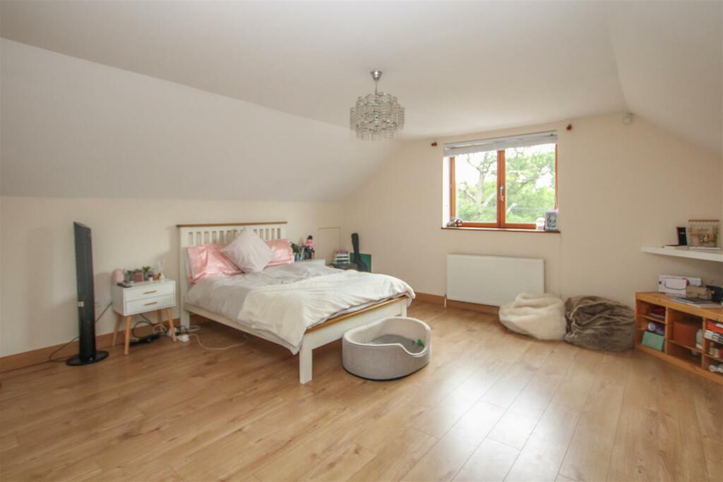 Additional image 11 of Chelmsford Road, Shenfield, Brentwood