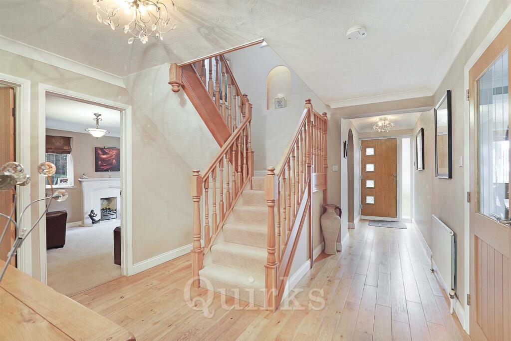 Additional image 26 of Horseshoe Close, Billericay, CM12