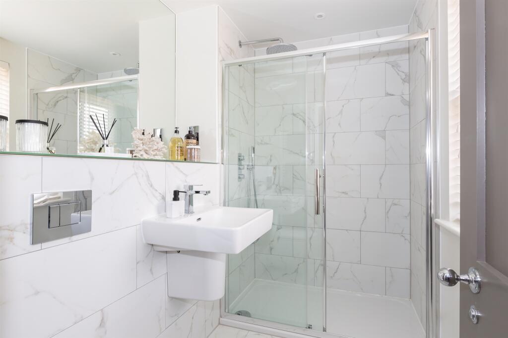 Additional image 8 of Manningtree Park, Mistley, Manningtree