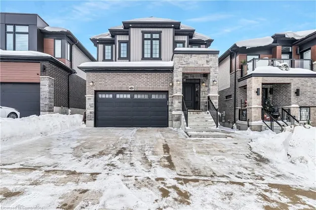 528 Nathalie Cres