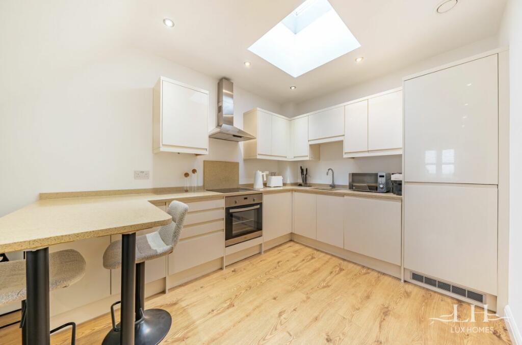 Additional image 15 of St James Court, West Horndon