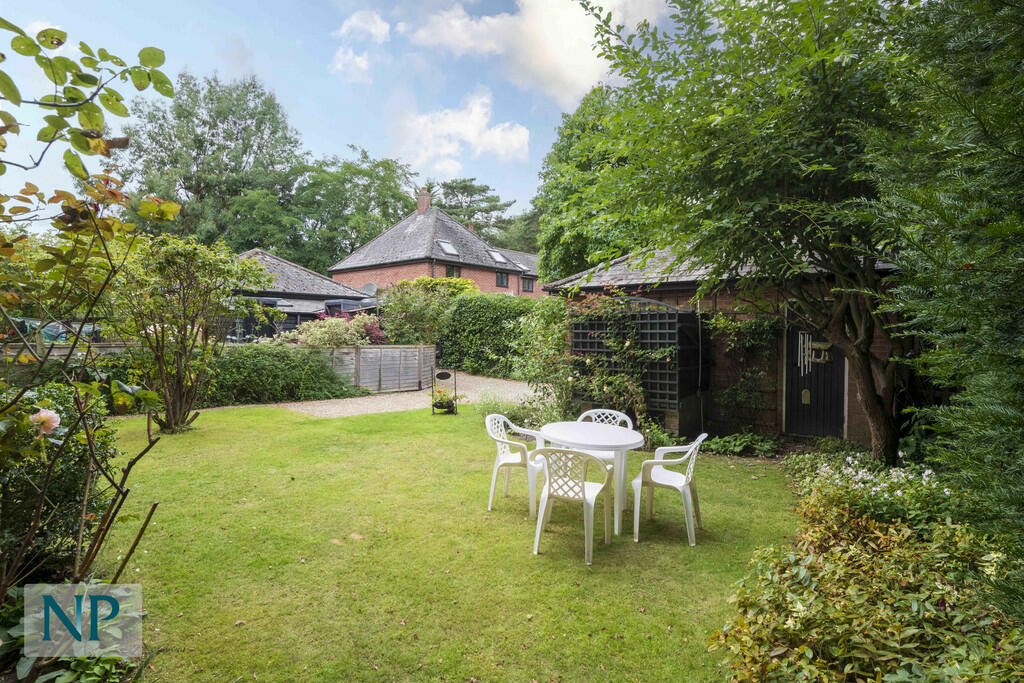 Additional image 11 of Maltings Close, Bures Hamlet