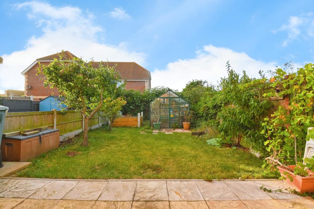 Additional image 15 of Hastings Avenue, Clacton-on-Sea, Essex, CO15