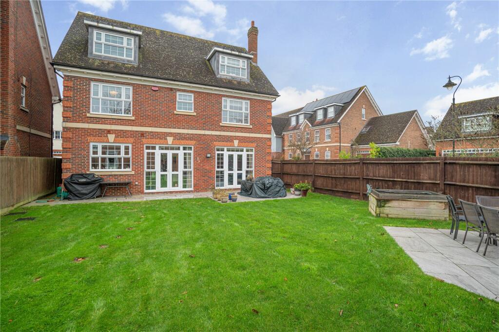 Additional image 19 of Brook Farm Close, Bishop's Stortford, Hertfordshire, CM23