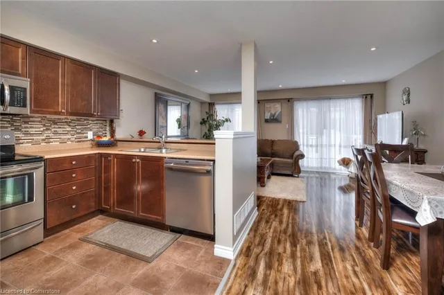 Additional image 12 of 26 Renfrew St