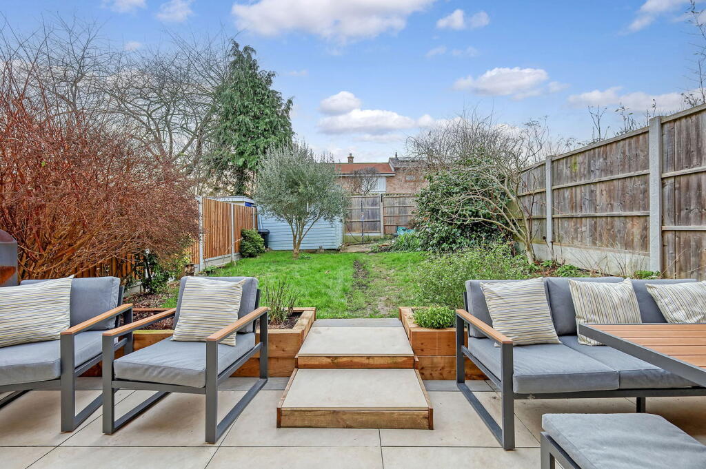 Additional image 17 of Beams Way, Billericay, CM11 2NN