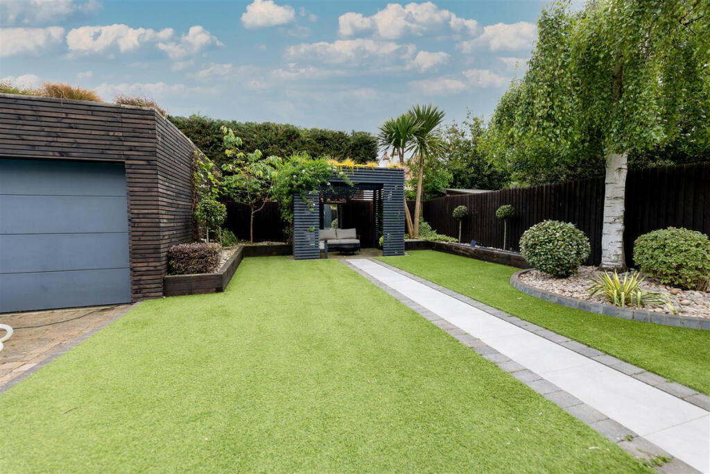 Additional image 29 of Trafalgar Road, Clacton-On-Sea, CO15 1